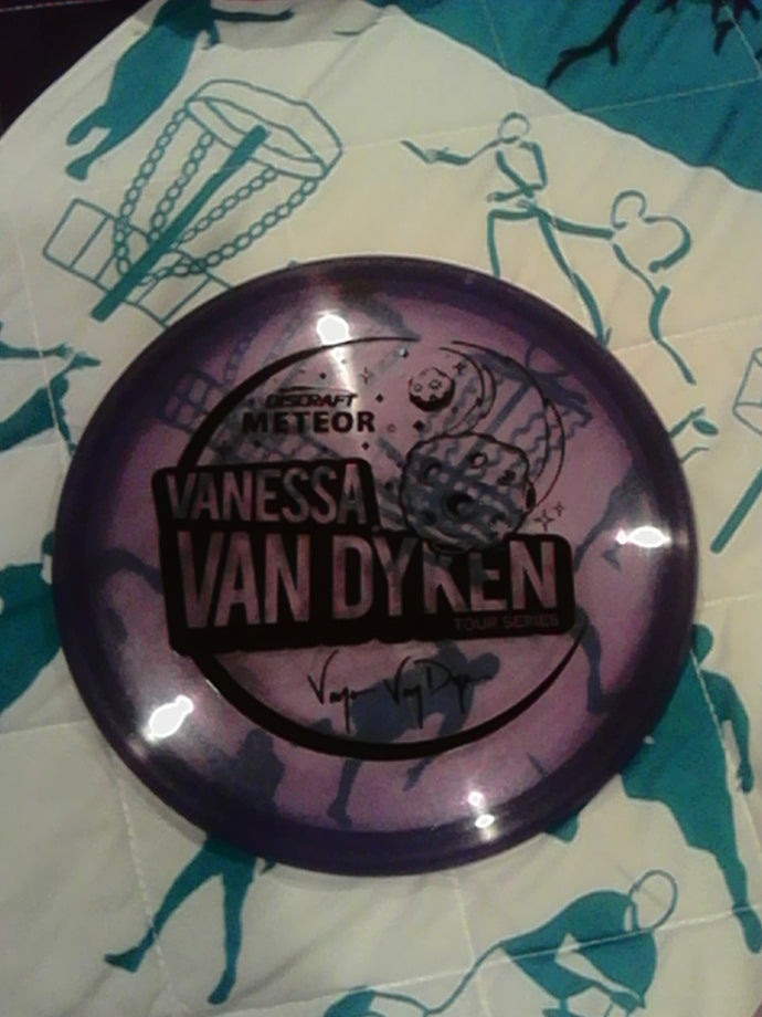 Discraft Tour Series Vanessa Van Dyken Meteor 177+ Grams (TS1A,B)